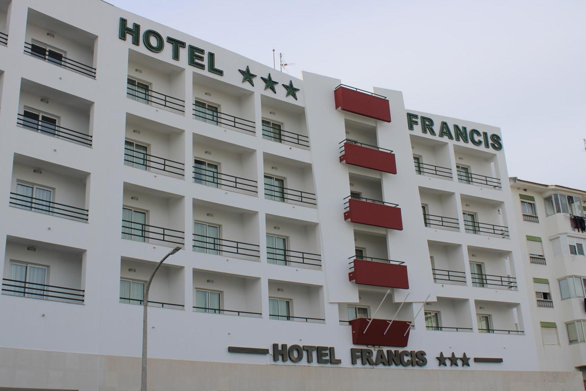 Hotel Francis Beja Bagian luar foto